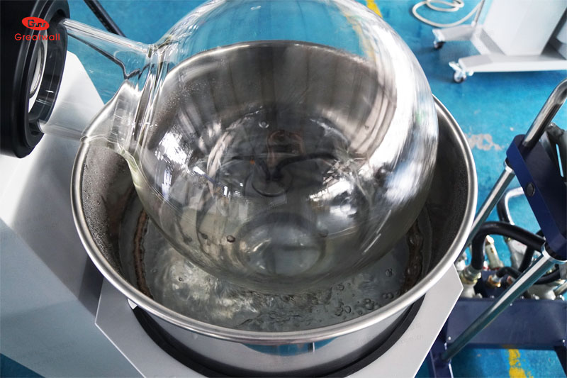 R-1020Ex防爆型旋轉蒸發(fā)儀